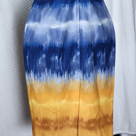 LIKE NEW H&M Woman's size 10 halter blue & yellow long midi dress - Picture 7 of 9